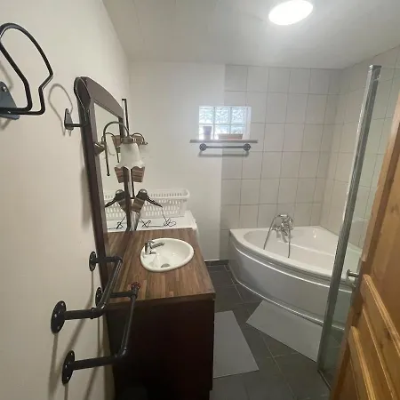 Jolie Petite Maison De “ch'quai D'gare” بيت للعطل *