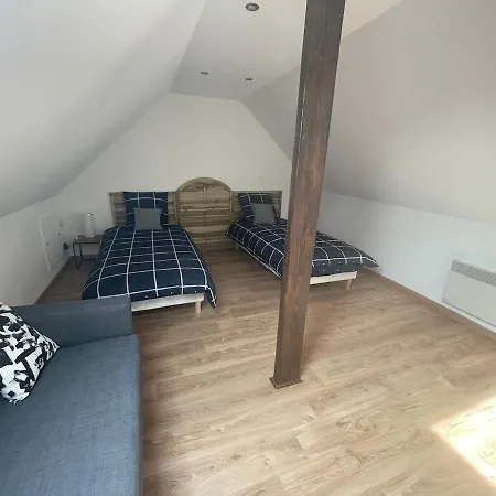Jolie Petite Maison De “ch'quai D'gare” * رو